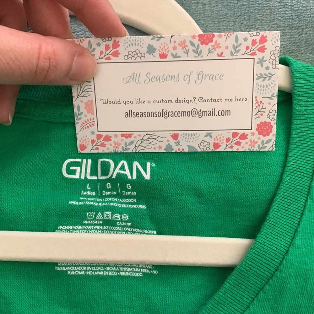 Handmade Hello summer t-shirt - Picture 4 of 4